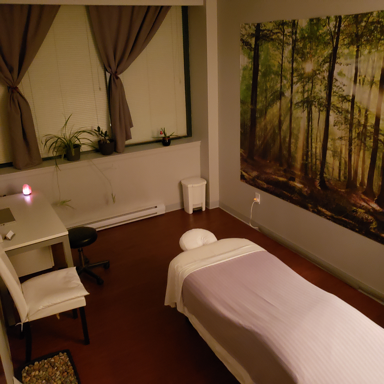 Massage Therapy Physiotherapy One To One Wellness In Halifax NS   Massage Room 